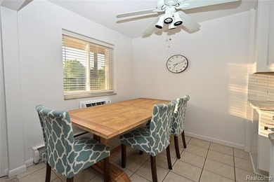 Fourth-floor unit in a well-maintained co-op community, ideally - photo 6
