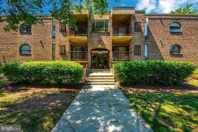 Spacious 2BR + Den Condo in Fairwinds - Prime Annapolis - photo 1
