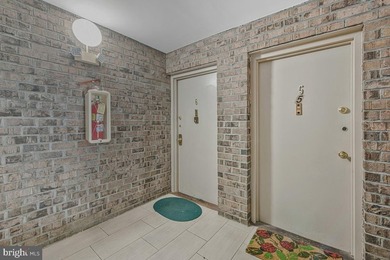 Spacious 2BR + Den Condo in Fairwinds - Prime Annapolis - photo 3