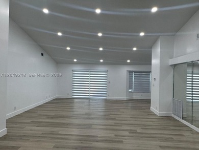 BUY THIS SPACIOUS, BEAUTIFULLY RENOVATED POOL HOME IN THE - photo 6