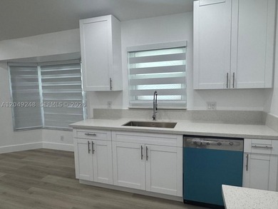 BUY THIS SPACIOUS, BEAUTIFULLY RENOVATED POOL HOME IN THE - photo 9