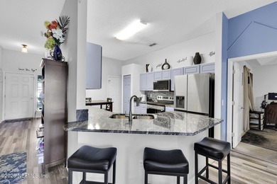 Come View and Make an Offer - Move in Ready - 4 bedroom 2 bath - photo 5