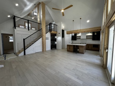 CUSTOM PRIVATE ONE OF A KIND NEW CONSTRUCTION W/ POSSIBLE DOCK - photo 26