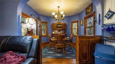 **Victorian Elegance Among the Treetops!** This large custom - photo 14