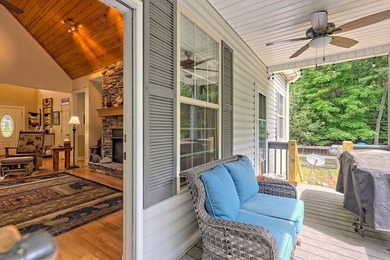 Welcome home to this stunning 4 bedroom, 3.5 bath family retreat - photo 19