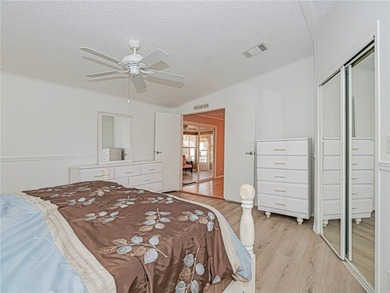 Well-maintained 2BR/2BA home with 1,466 sq ft under air - photo 21