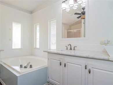 Well-maintained 2BR/2BA home with 1,466 sq ft under air - photo 23