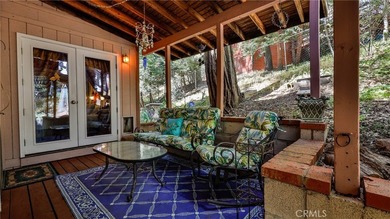 **Victorian Elegance Among the Treetops!** This large custom - photo 25