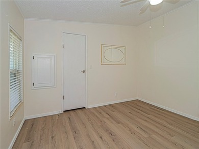 Well-maintained 2BR/2BA home with 1,466 sq ft under air - photo 29