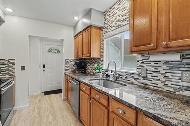 Welcome home to this exceptionally updated and meticulously - photo 9