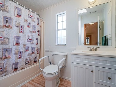 Well-maintained 2BR/2BA home with 1,466 sq ft under air - photo 30