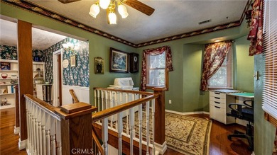 **Victorian Elegance Among the Treetops!** This large custom - photo 31