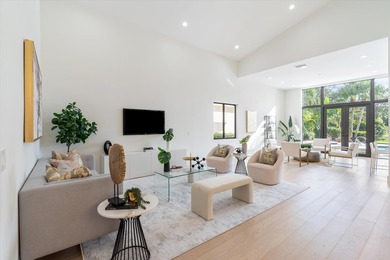 (private lake, pond, coastal) Home For Sale in Palm Beach Gardens Florida