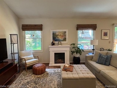 Welcome to this fabulous detached ranch condo in highly - photo 10
