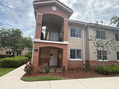 Welcome to this exceptional condominium located in the Cove at - photo 1