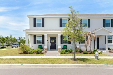 Lake Tohopekaliga Townhome/Townhouse For Sale in Kissimmee Florida