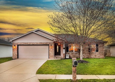 (private lake, pond, creek) Home For Sale in Evansville Indiana