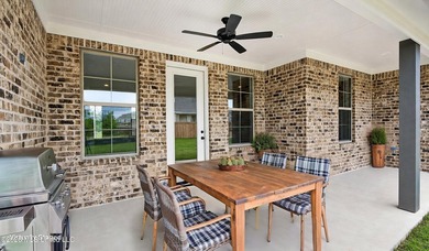 Welcome to 445 Baleigh Way in the sought-after Glendale Farms - photo 4