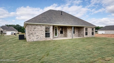 Welcome to 445 Baleigh Way in the sought-after Glendale Farms - photo 6