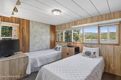 Over 200 feet of Hayden Lake frontage on the coveted close side - photo 12