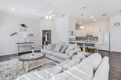 Welcome to your coastal retreat in Rockport, Texas! This - photo 5