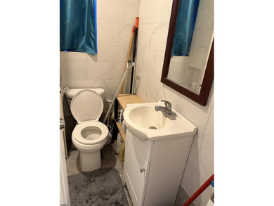 Investors delight. This 5 bedroom house can easily be used as a - photo 18