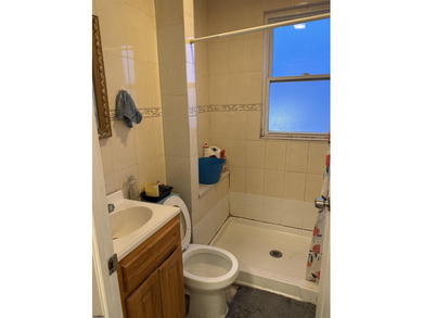 Investors delight. This 5 bedroom house can easily be used as a - photo 19