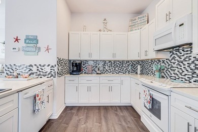 Welcome to your coastal retreat in Rockport, Texas! This - photo 10
