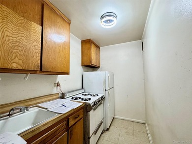 Welcome to The Barbizon - a spacious studio in the heart of - photo 7