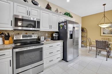Welcome to effortless Florida living in sought-after - photo 1