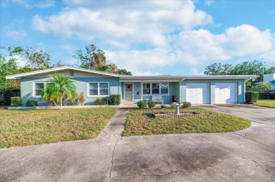 Lake Home For Sale in Winter Haven, Florida