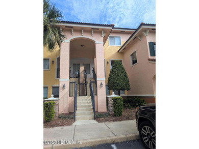 Beautiful 2 bedroom 2 1/2 bath condo is located in the desirable - photo 1