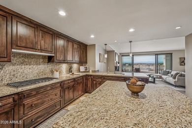 PANORAMIC SCOTTSDALE VIEWS!- 10th floor residence with two