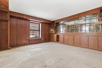 A rare opportunity to acquire a fully vacant mixed-use building - photo 21