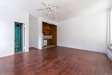 A rare opportunity to acquire a fully vacant mixed-use building - photo 29
