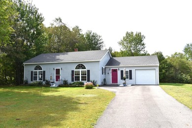 Welcome to this beautiful, sun-filled home designed for both - photo 1