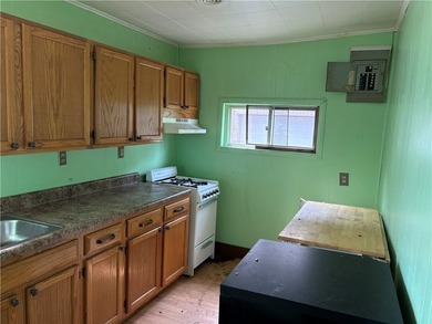 Was Section 8 rental assistance -(was rented at $712.00 +) - photo 4