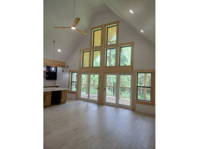 CUSTOM PRIVATE ONE OF A KIND NEW CONSTRUCTION W/ POSSIBLE DOCK - photo 5