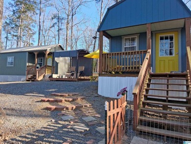 LAKE VIEW RETREAT WITH TINY HOMES, WATER ACCESS &UNLIMITED - photo 1