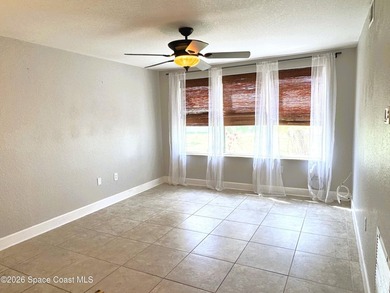 Island Living Just 5 Minutes To The Beach. A much sought after - photo 11