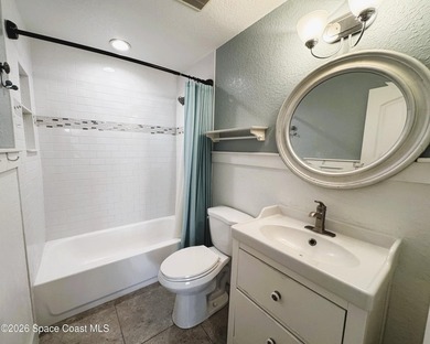 Island Living Just 5 Minutes To The Beach. A much sought after - photo 12