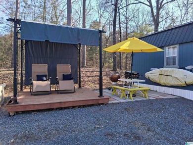 LAKE VIEW RETREAT WITH TINY HOMES, WATER ACCESS &UNLIMITED - photo 3