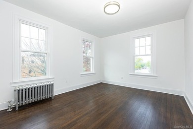 Welcome to this beautifully maintained 3-bedroom, 3-bath - photo 15