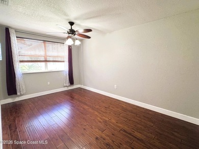 Island Living Just 5 Minutes To The Beach. A much sought after - photo 15