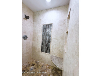 Island Living Just 5 Minutes To The Beach. A much sought after - photo 21