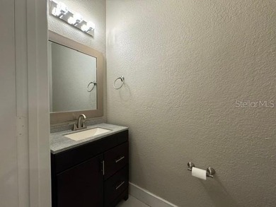 Welcome to this beautifully maintained two-story residence - photo 26