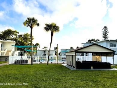 Island Living Just 5 Minutes To The Beach. A much sought after - photo 27