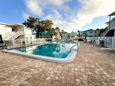 Island Living Just 5 Minutes To The Beach. A much sought after - photo 28