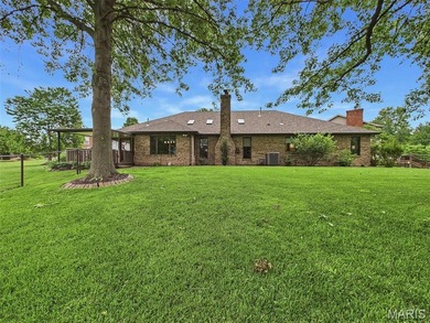 Quality construction, space, and gorgeous views all wrapped in - photo 34