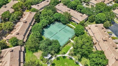 Welcome to this beautifully maintained two-story residence - photo 37